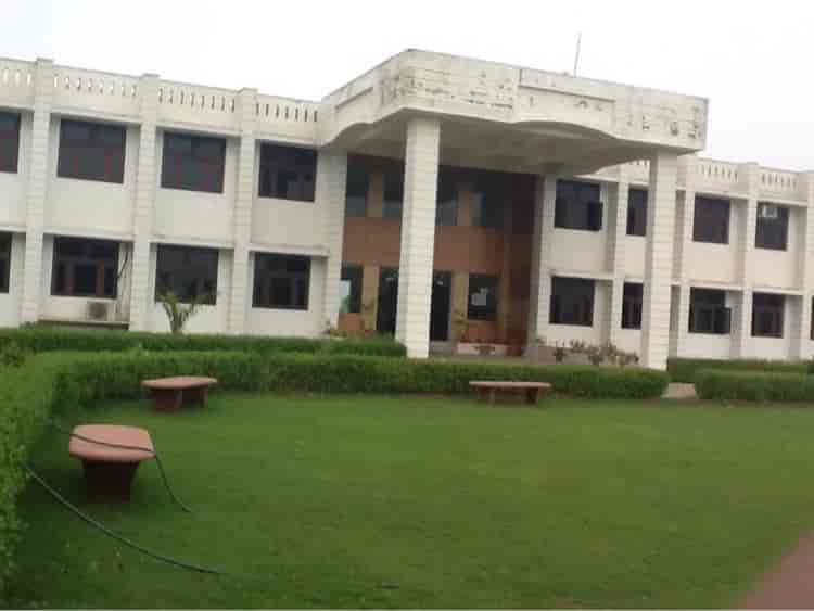 Shree Nrasingh College Of Nursing And GNM