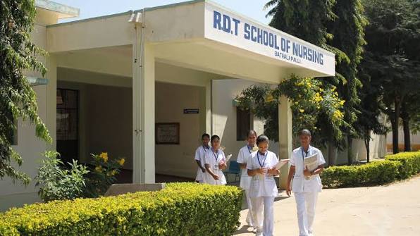 R D T School Of Nursing