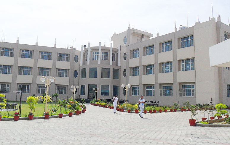 Institute Of Nursing Education, Guru Teg Bahadur Sahib Hospital
