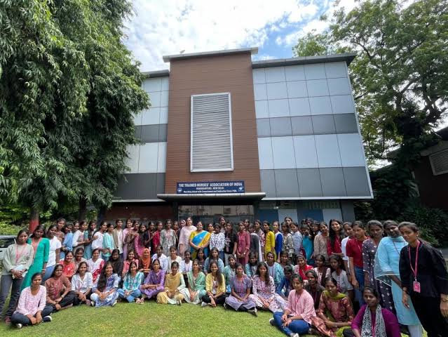 Tanvi School Of Nursing